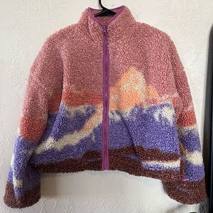 Mountains zip up fuzzy light jacket!